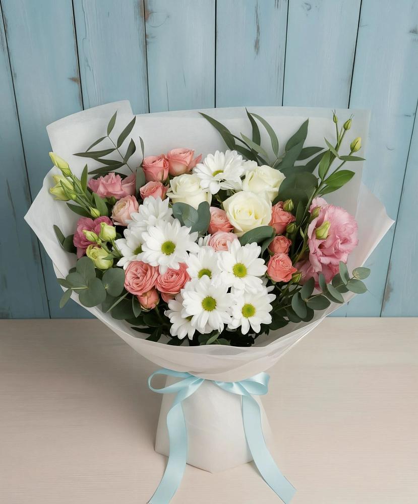 Букет цветов из: Розы, Лизиантусы и Хризантемы в Богандинском