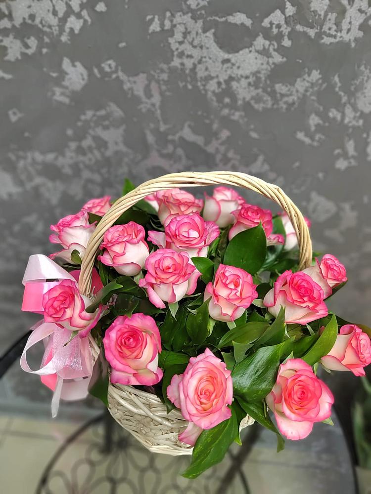 Цветочная композиция из Розы в корзине в Богандинском