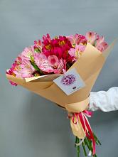 Букет цветов из:  Альстромерии в Богандинском