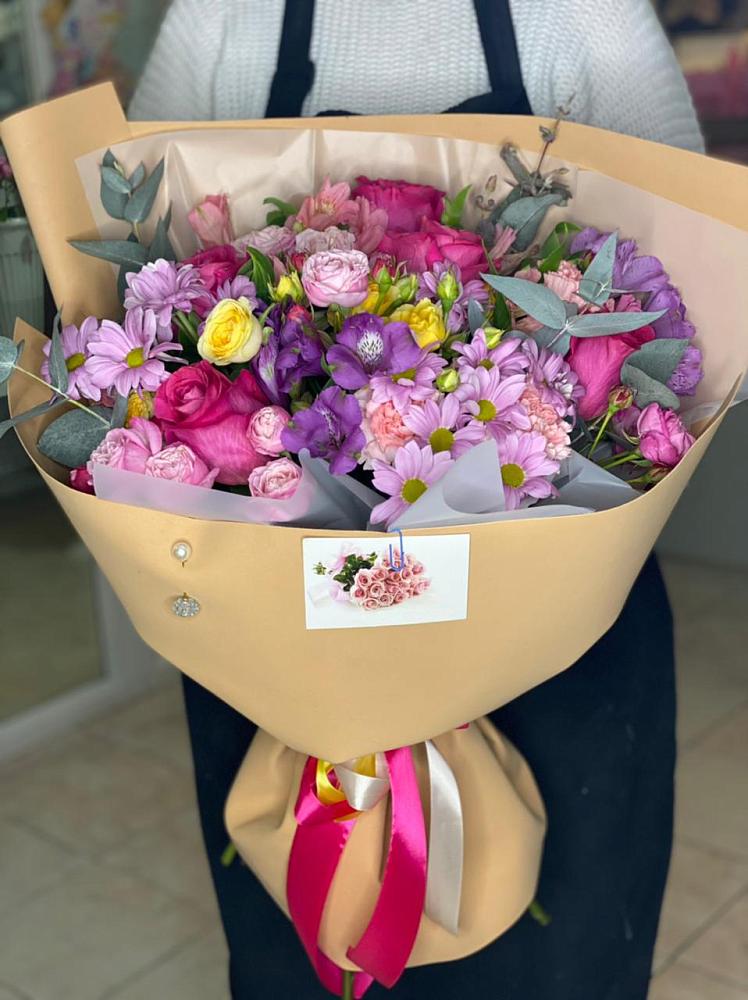 Букет цветов из: Хризантемы, Гвоздики и Альстромерии в Богандинском