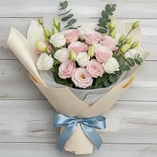 Букет цветов из:  Лизиантусы в Богандинском