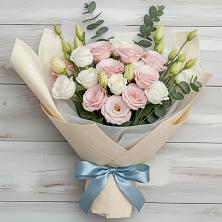 Букет цветов из:  Лизиантусы в Богандинском