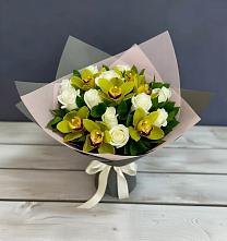 Букет цветов из:  Орхидеи и Розы в Богандинском