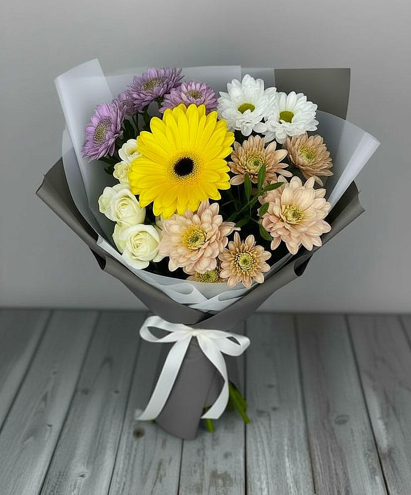 Букет цветов из: Розы, Герберы и Хризантемы в Богандинском