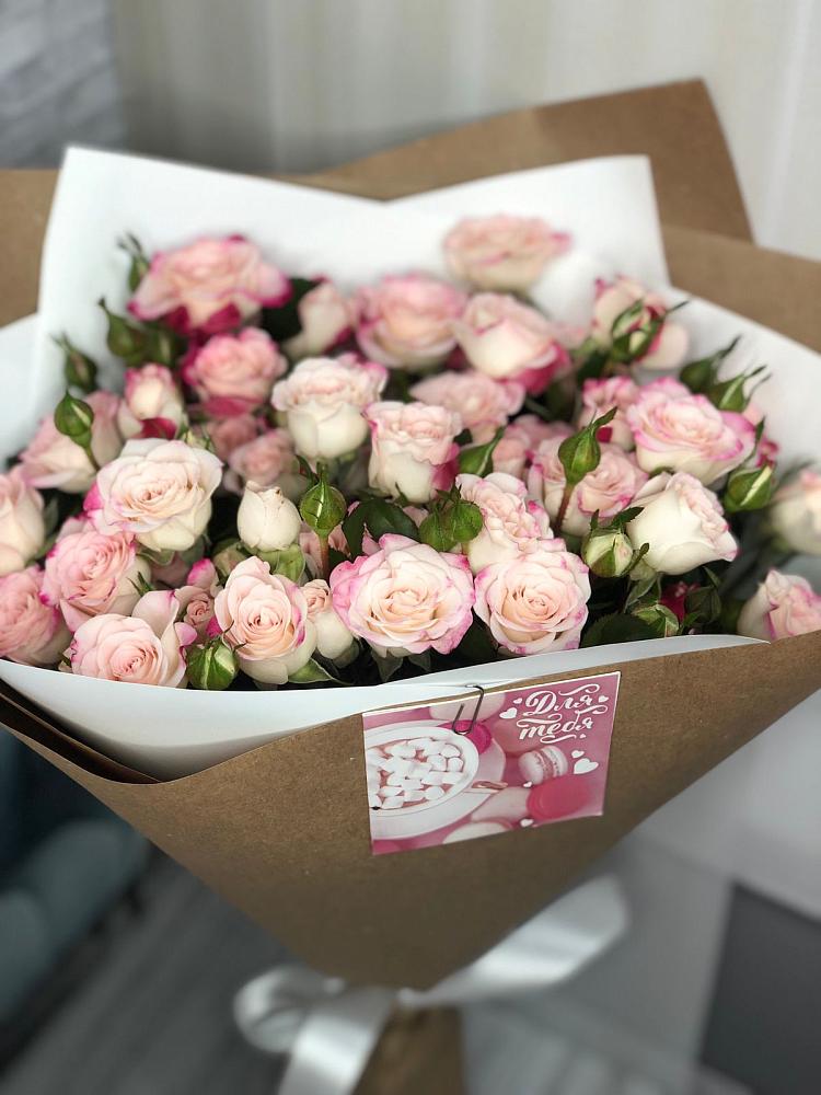 Букет цветов из: Розы в Богандинском