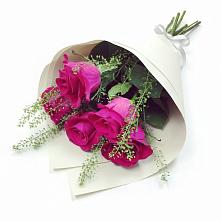 Букет цветов из:  Розы в Богандинском