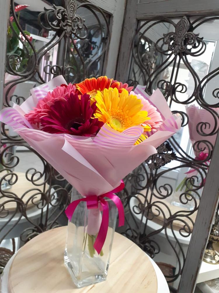 Букет цветов из: Герберы в Богандинском