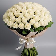 Букет 101 беля роза Белоснежка в Богандинском