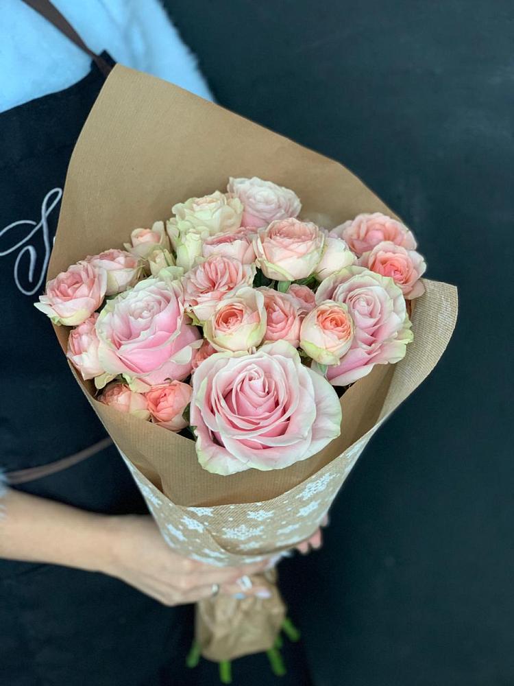 Букет цветов из: Хризантемы и Розы в Богандинском