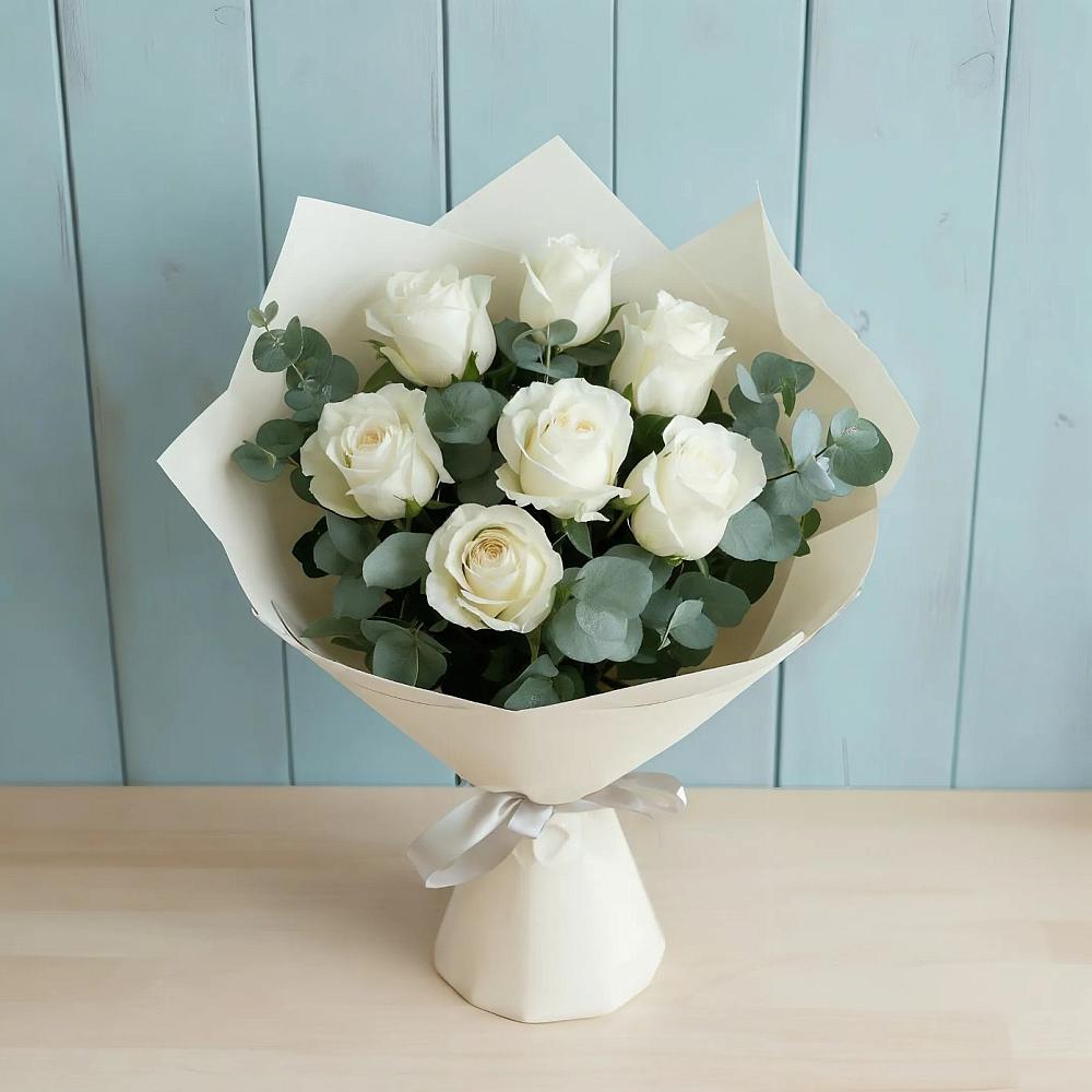 Букет Белые розы в Эвкалипте в Богандинском