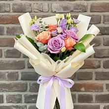 Букет цветов из:  Лизиантусы и Розы #REPLACE_PRED# Богандинском