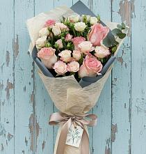 Букет цветов из:  Розы #REPLACE_PRED# Богандинском
