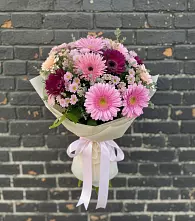 Букет цветов из:  Герберы и Хризантемы в Богандинском